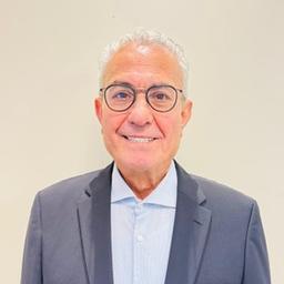 ד"ר נאדר ח׳דר